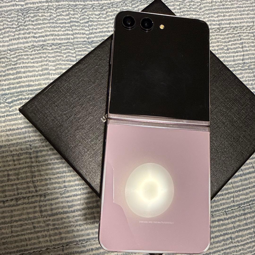ズ*コ様 [外観美品]Galaxy Z Flip5 256GB ピンク SIMフ