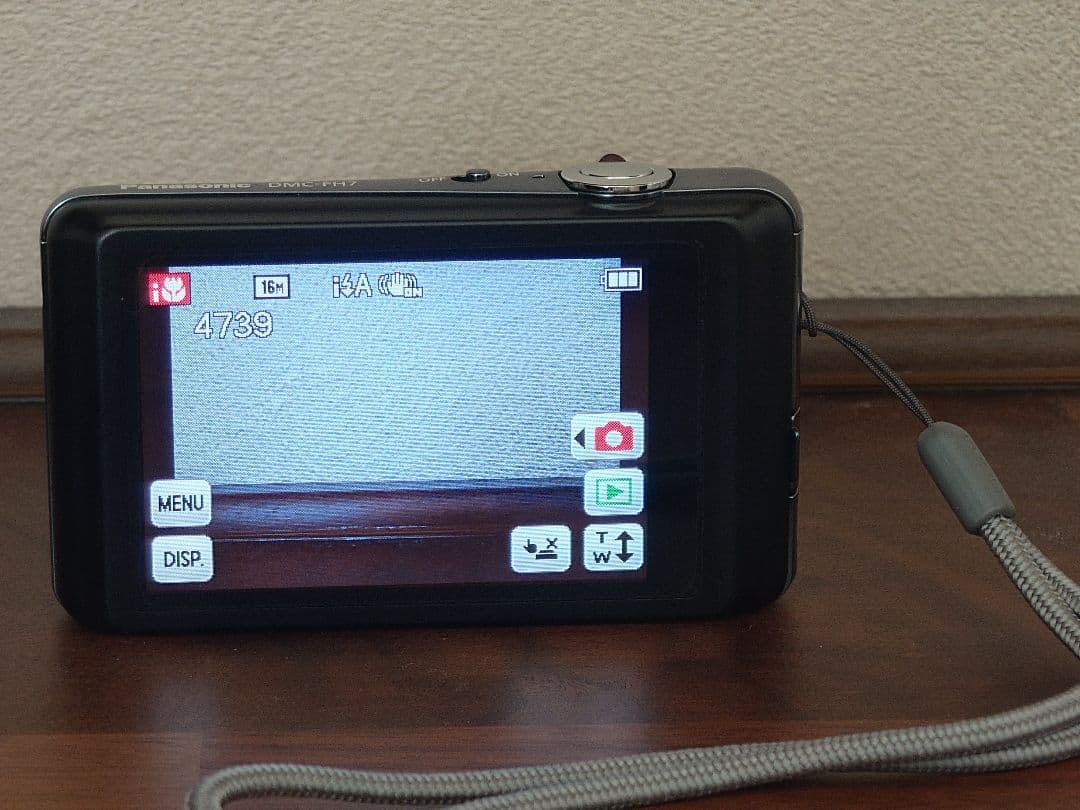 美品【動作確認済】Panasonic パナソニック LUMIX DMC-FH7