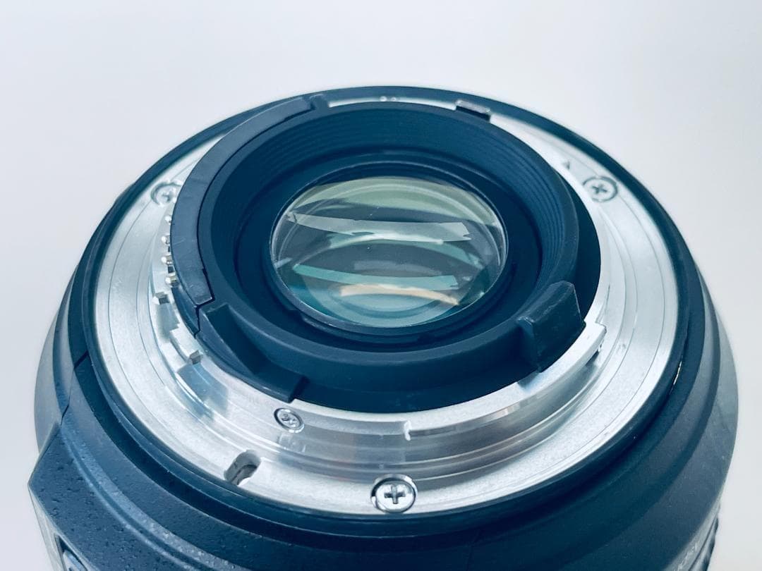Nikon ニコン AF-S DX 18-200mm f3.5-5.6G ED
