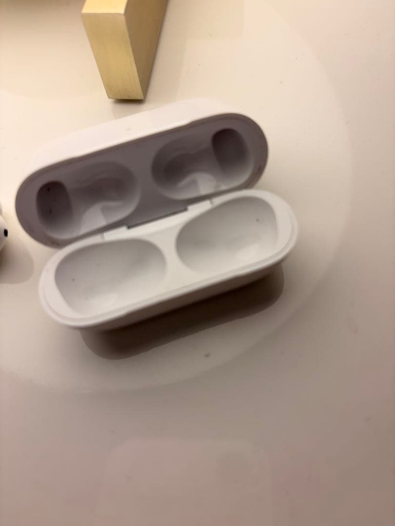 AirPods Pro 第2世代 A2968 A3047 A3048