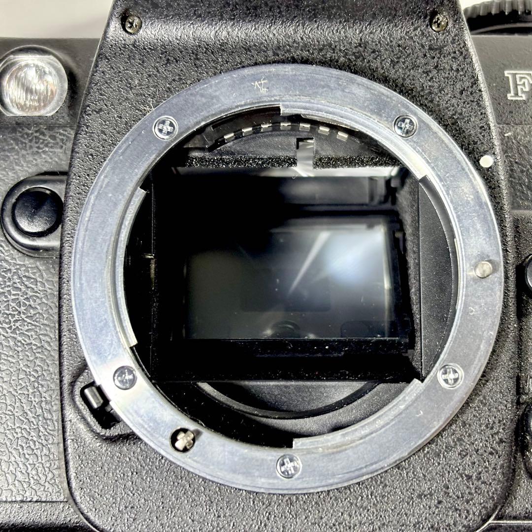 完動品　ニコン　F80 （ボディ）