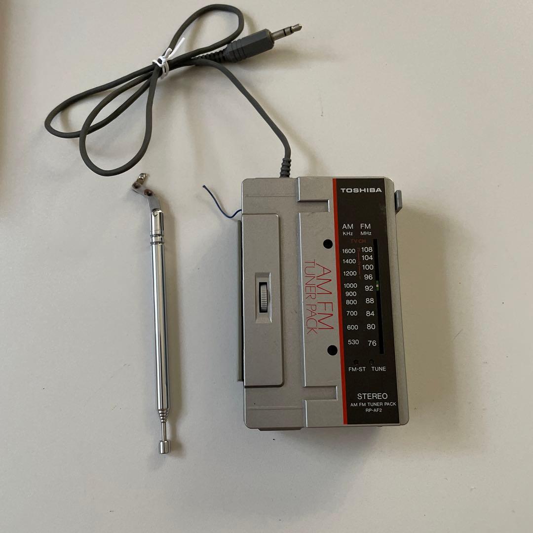 TOSHIBA カセットWALKMAN Walky ラジオ付 昭和
