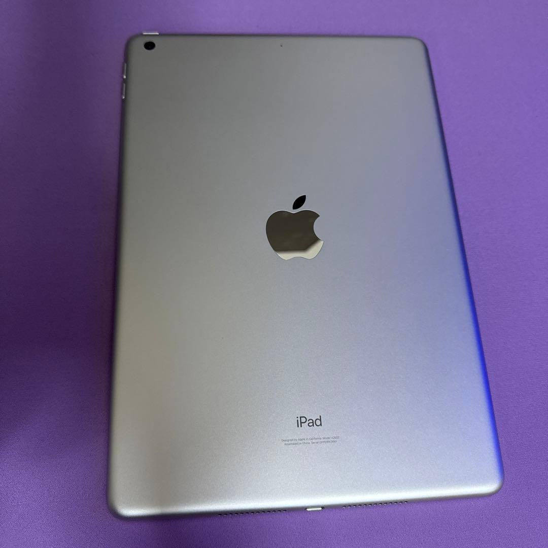 Apple iPad 9世代 64GBシルバー