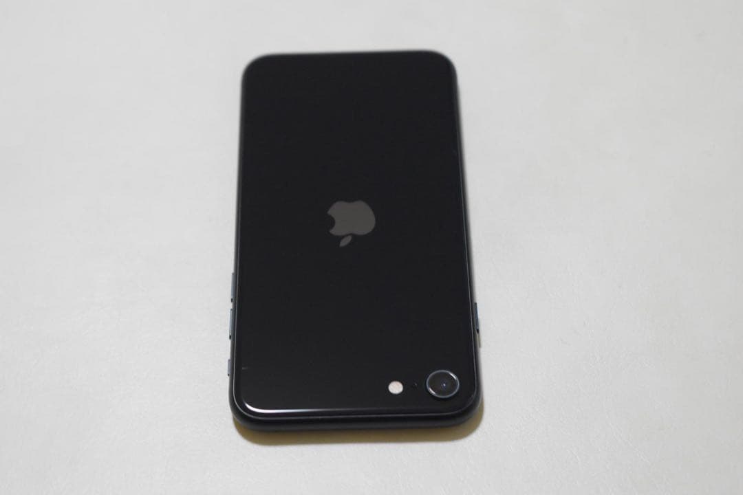 当日発送 新品 iPhone SE 3 ミッドナイト 64gb SIMフリー