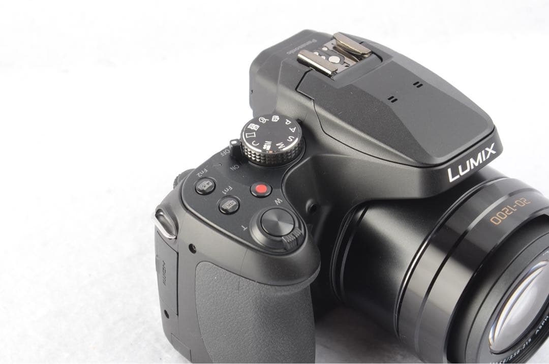パナソニック　Panasonic LUMIX DC-FZ85 《 元箱付き 》