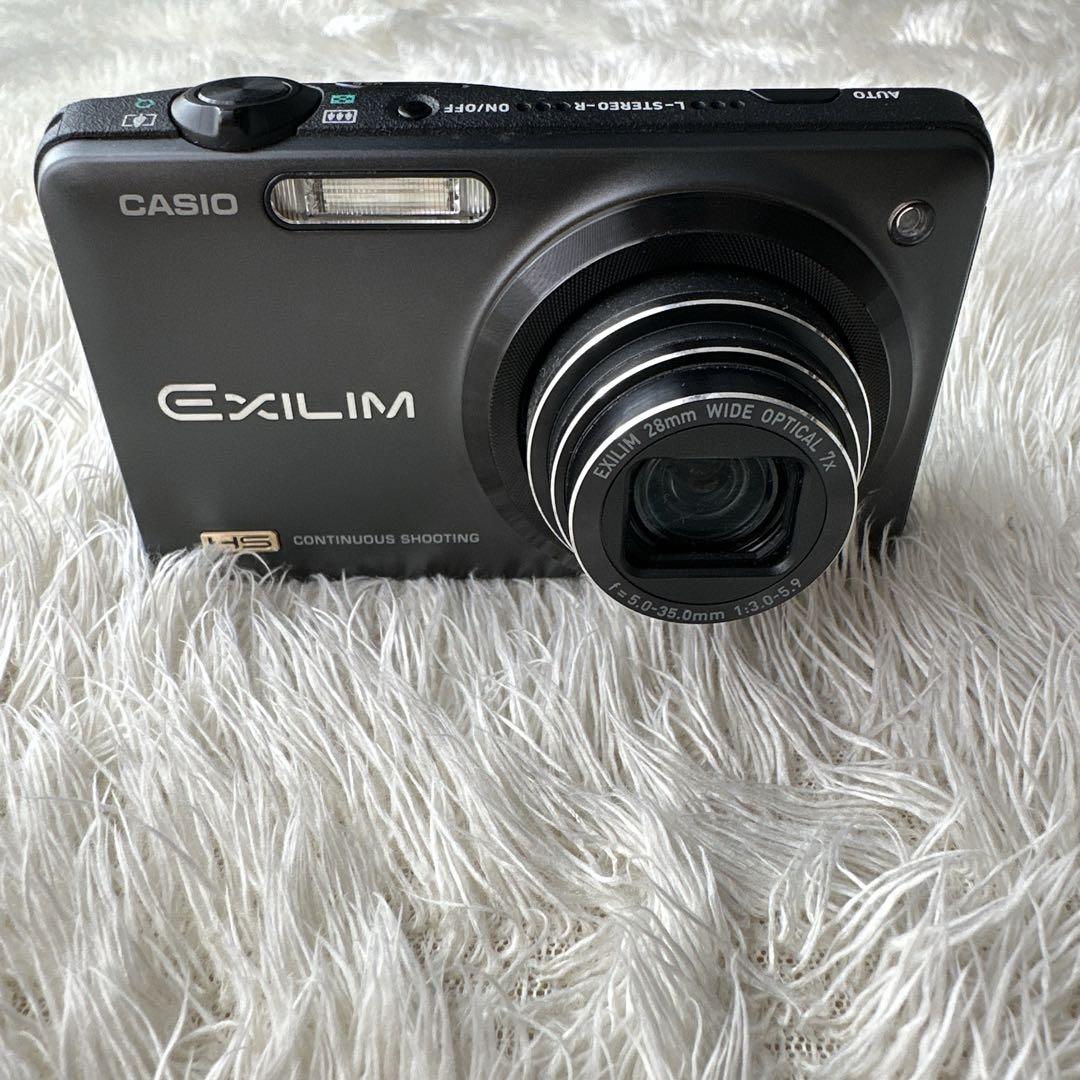 美品 CASIO EXILIM EX-ZR10 コンデジ 箱付き