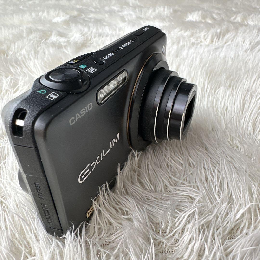 美品 CASIO EXILIM EX-ZR10 コンデジ 箱付き