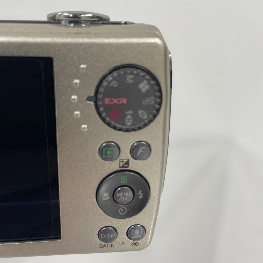 【美品】フジフィルム　FUJIFILM FinePix F200EXR ゴールド