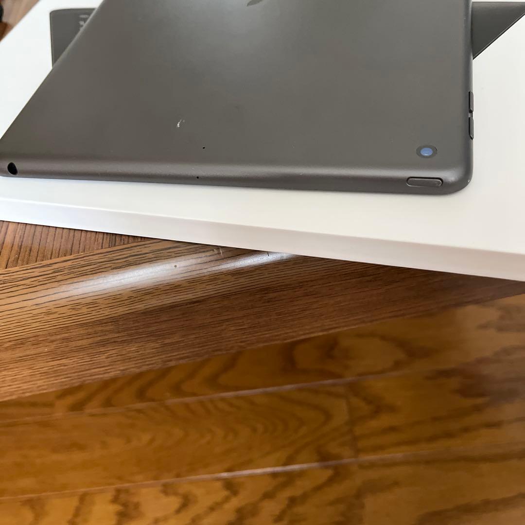 iPad 第9世代　64GB 純正smartkeyboardセット