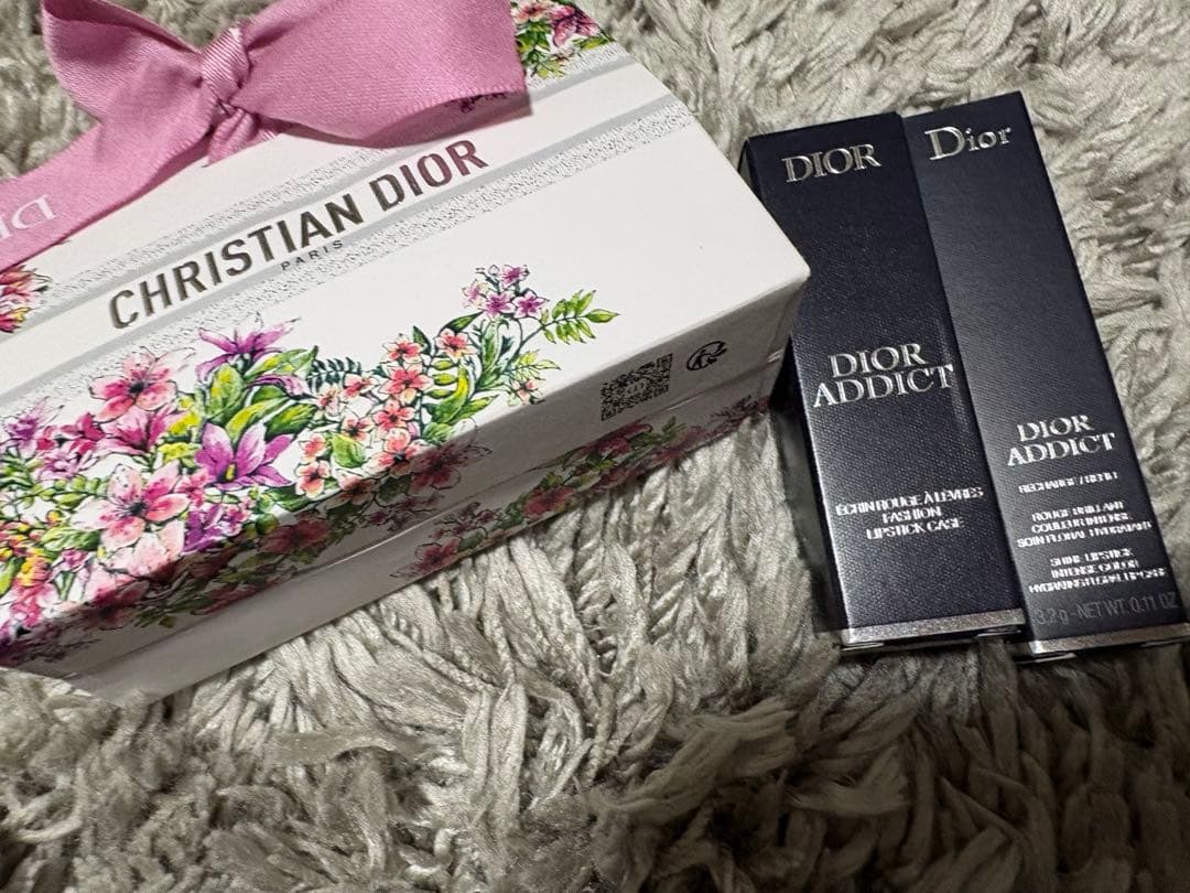 Dior リップスティック カバー付き