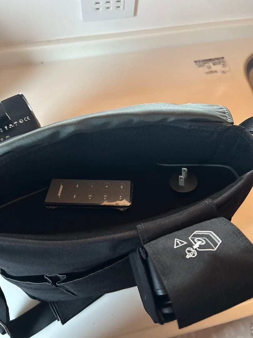 BOSE soundDock スピーカー　替えバッテリー　カバン付き