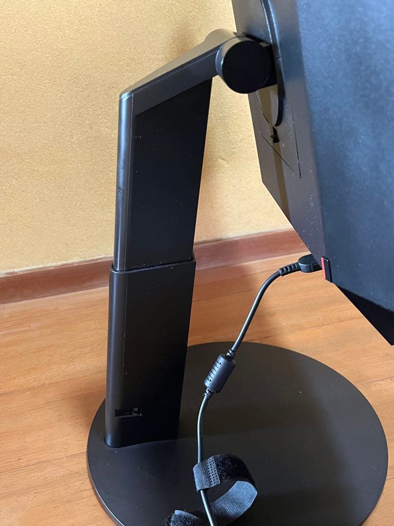 Lenovo ThinkCentre M720q Tiny ディスプレイ・セット