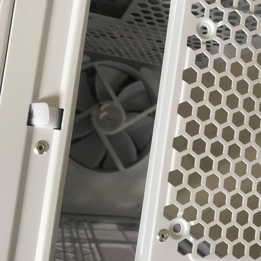 Fractal Design Torrent Nano PCケース？　未使用