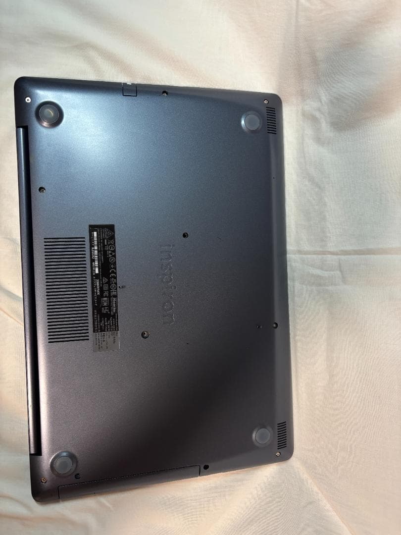 Windowsノート本体 dell Inspiron5570 i7-8550U/32G/256Gb+1Tb