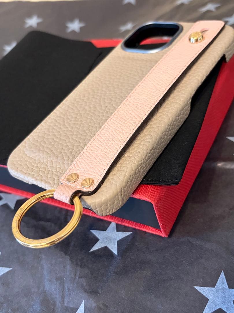 最終値下げ❗️ボナベンチュラ♡iPhone15ケース♡美品♡グレージュ×シェル