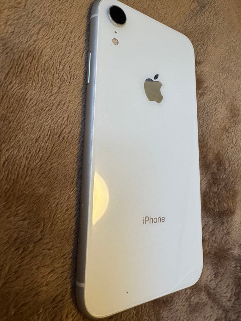 Apple iPhone XR ホワイト 本体