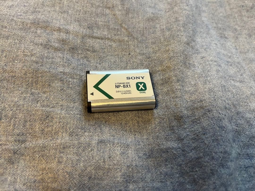 SONY RX100M5A +新品未使用MPK-URX100A