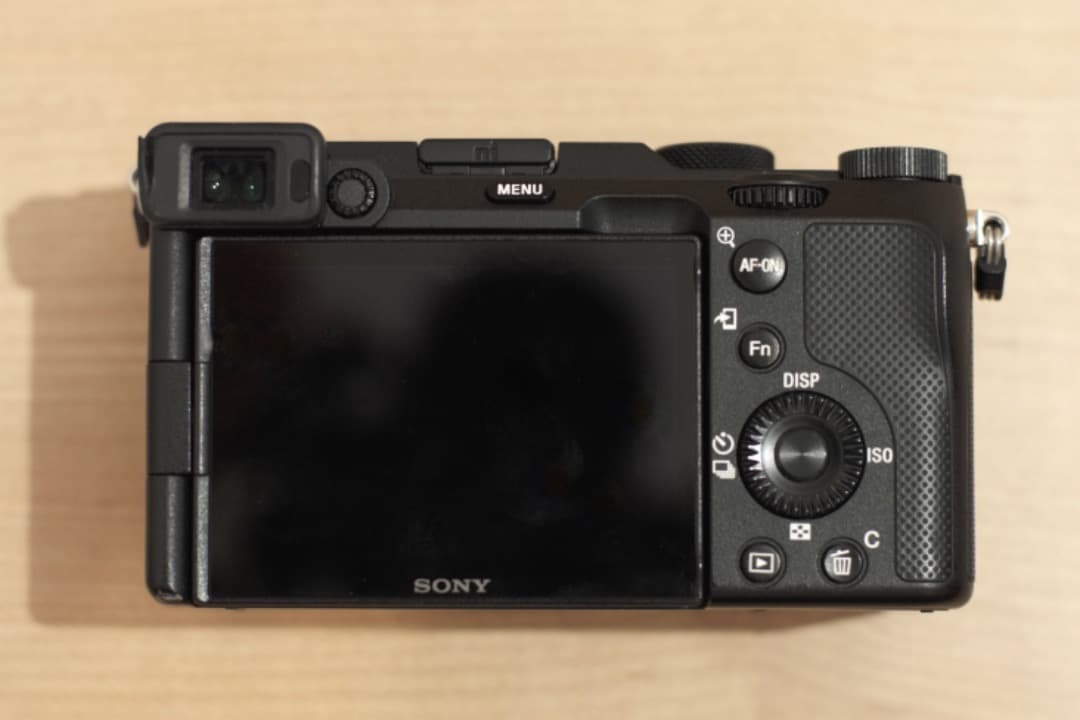 SONY α7C ILCE-7C ボディ [ブラック] ミラーレスカメラ
