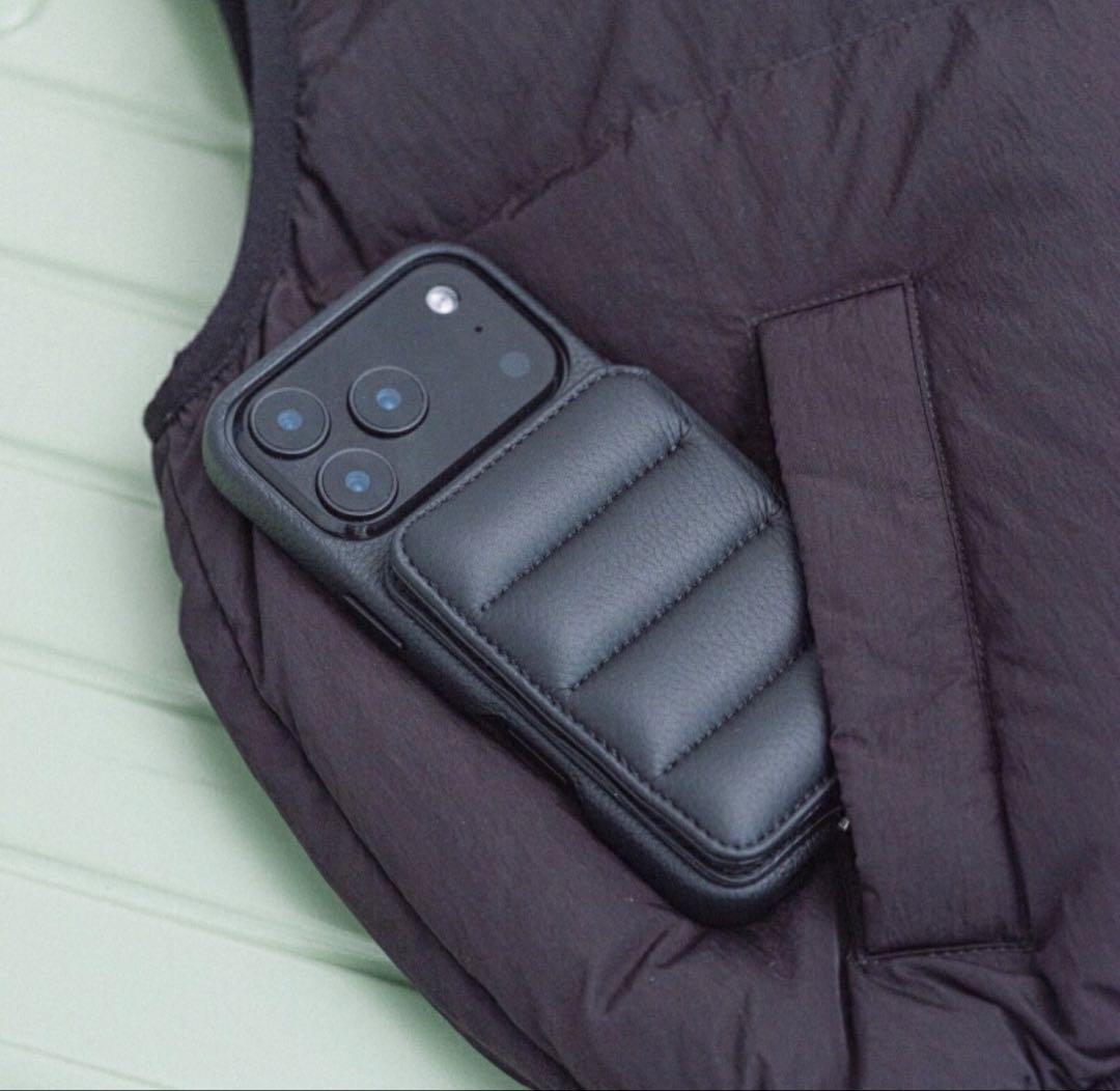 DEMIU BALLON iPhone 17 Pro ケース ブラック