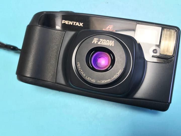 かわいい！　マクロ撮影も可能！　使いやすいカメラ　PENTAX zoom60