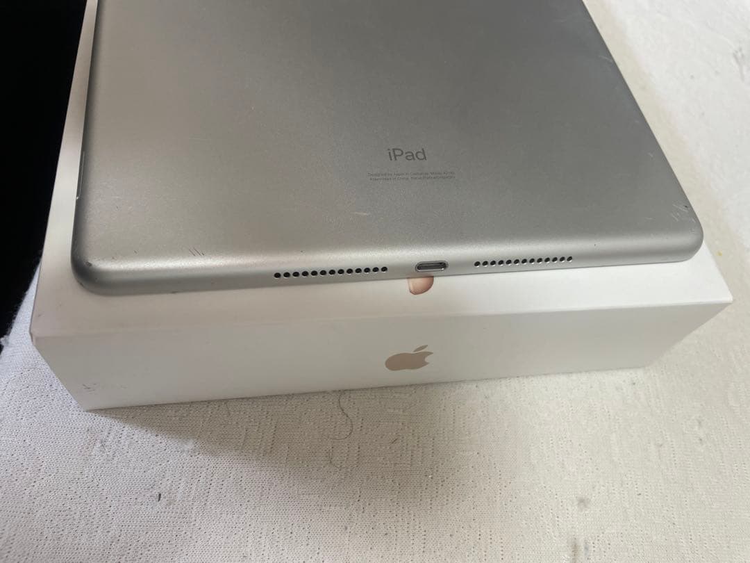 Apple iPad (第7世代) 32GB バッテリー93%