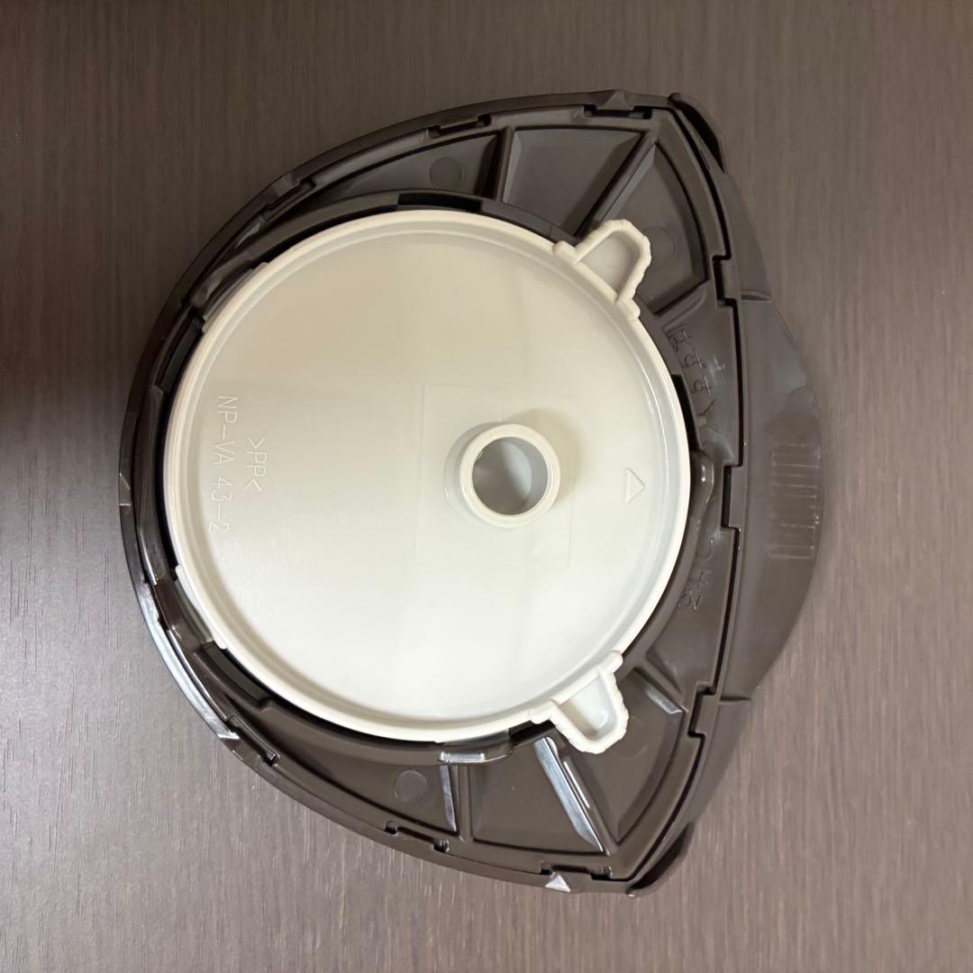 【美品】2022年製 ZOJIRUSHI NW-VH10 極め炊き 5.5合炊き