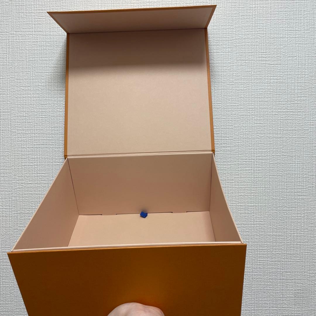 VUITTON/空箱/オンザゴー/PM/モノグラム/季節限定/ギフト用/紙袋