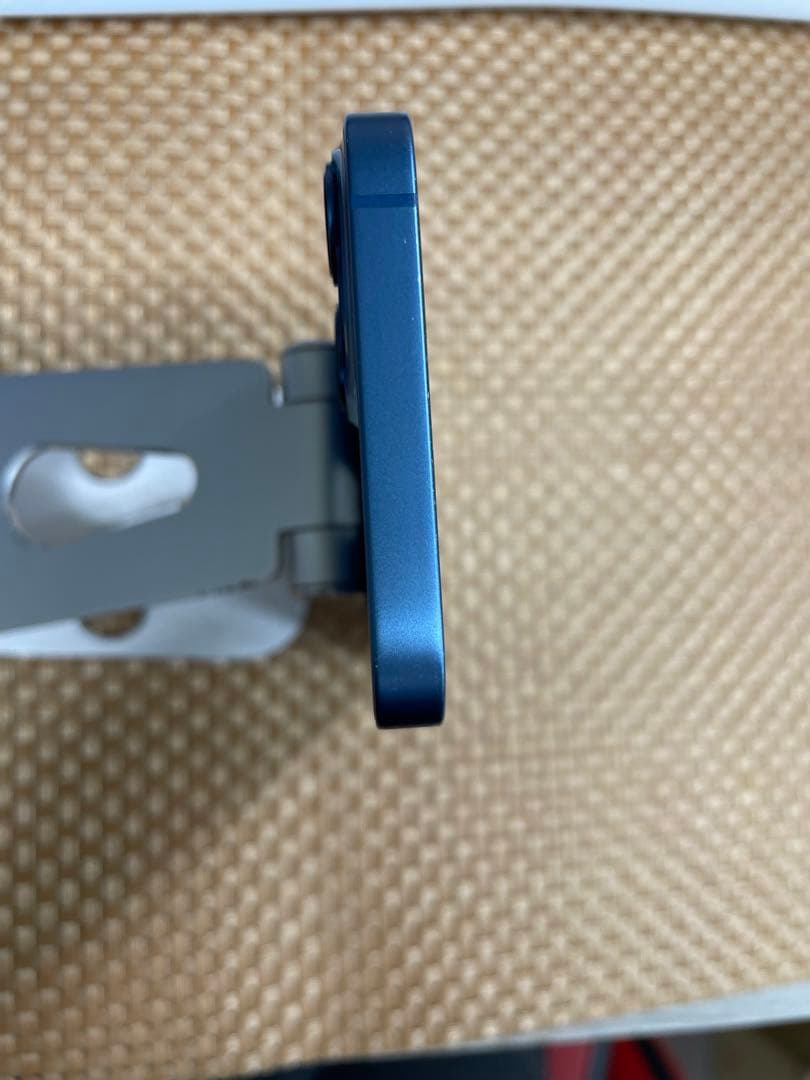 iPhone 13 128 GB ブルーSIMフリー【7077】