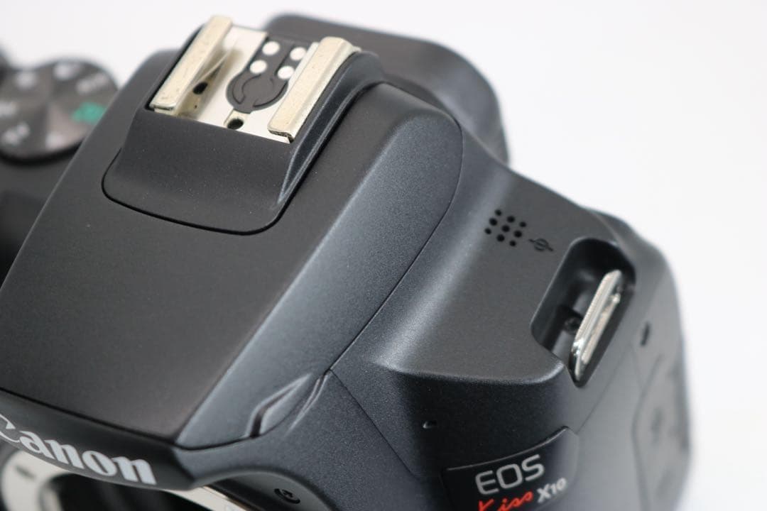 美品 【Canon EOS Kiss X10 ダブルレンズセット】