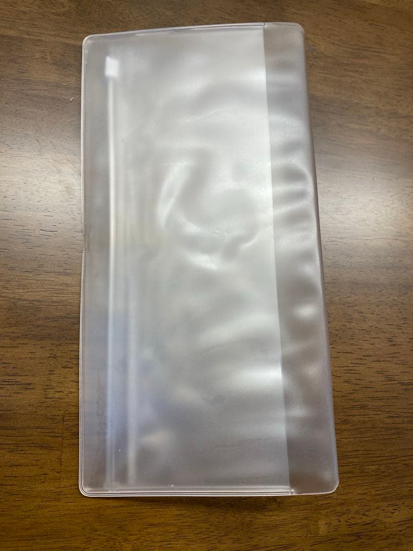 【中古品】トラベラーズノート　オリーブ　レギュラーサイズ　限定レザータグ付き
