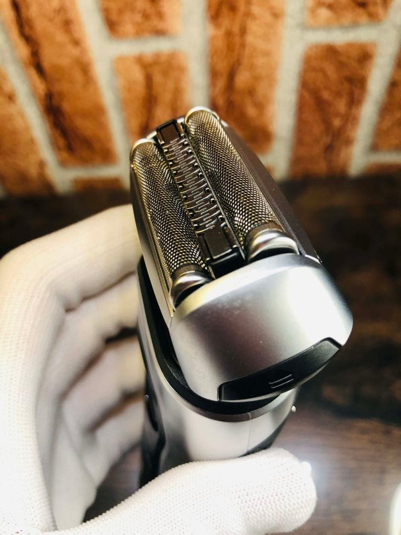【展示、未使用品】Braun S8 8517s ブラウンシリーズシェーバー