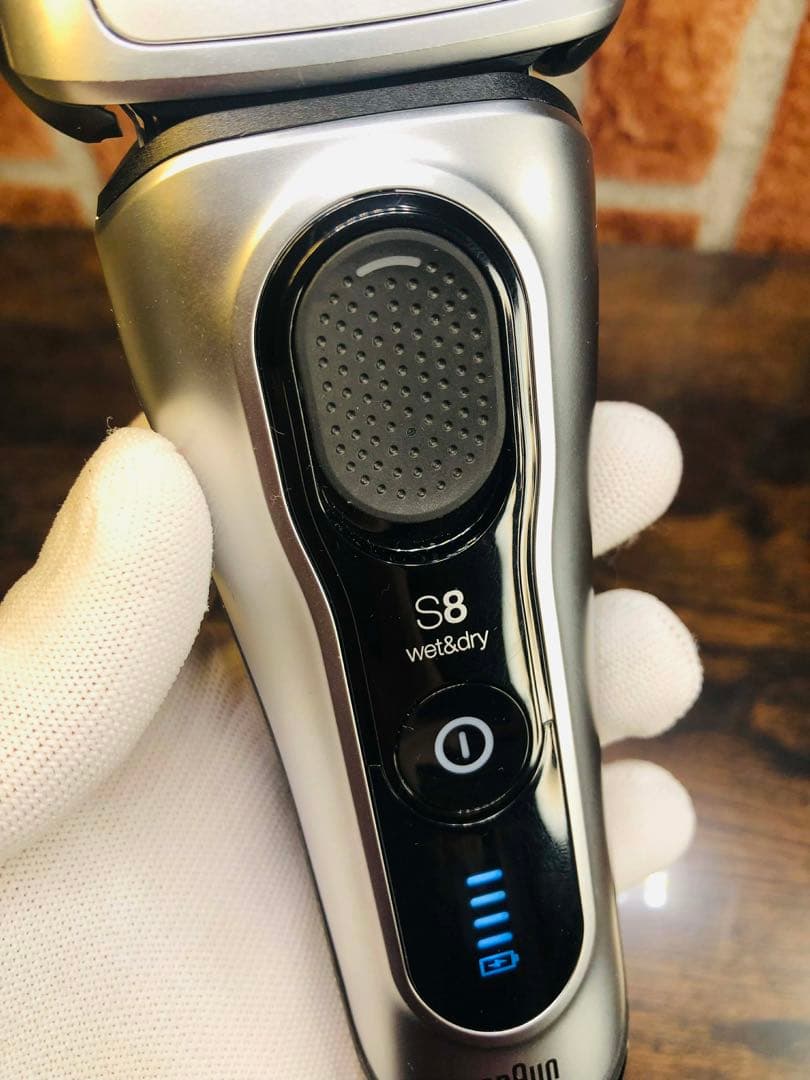 【展示、未使用品】Braun S8 8517s ブラウンシリーズシェーバー