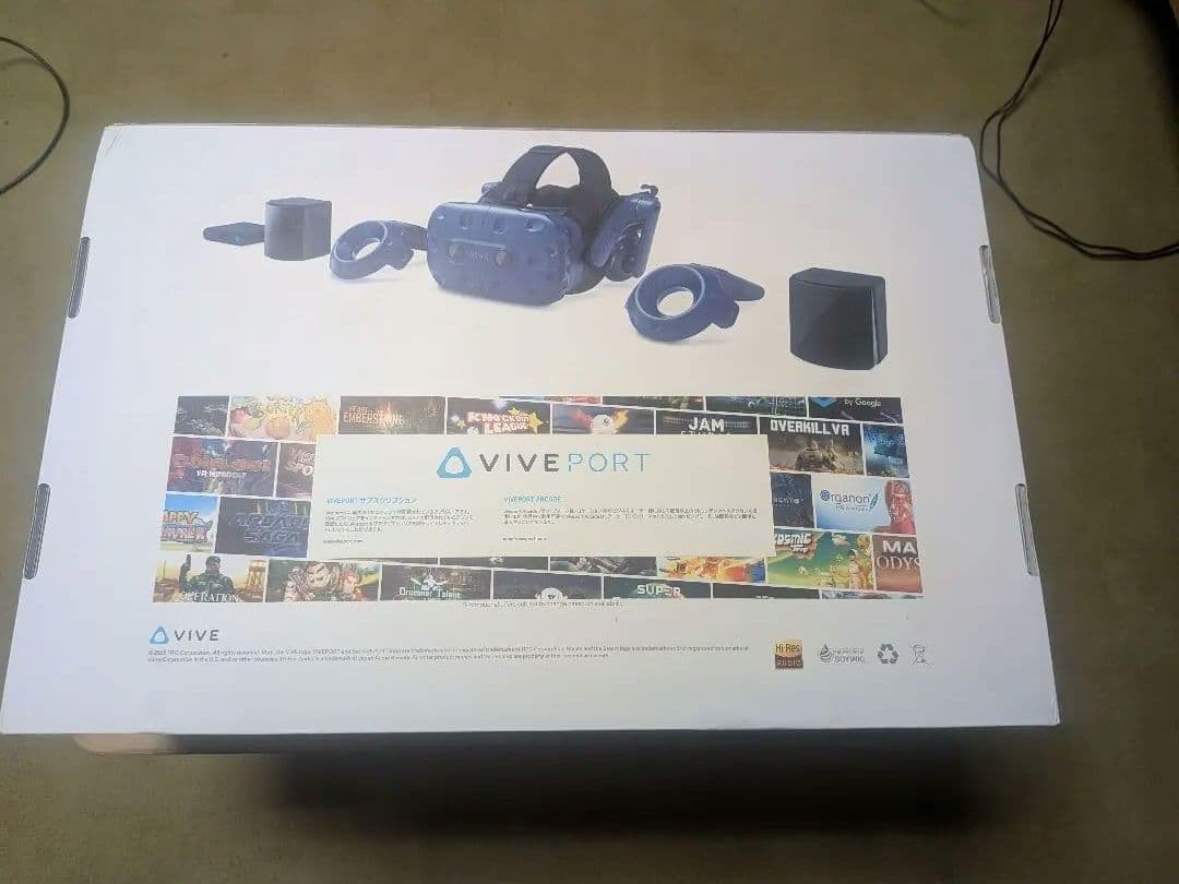 VIVE PRO HMD+リンクBOX