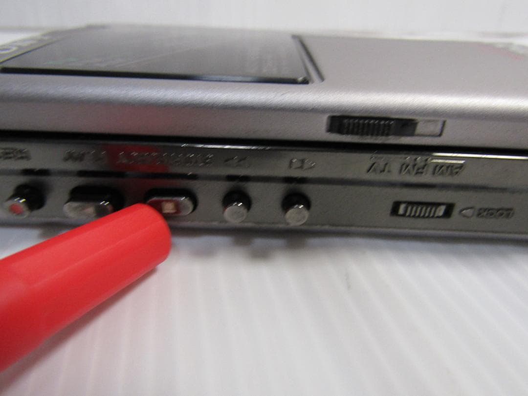 K0655 SONY　WM-F404　電源オンOK ジャンク