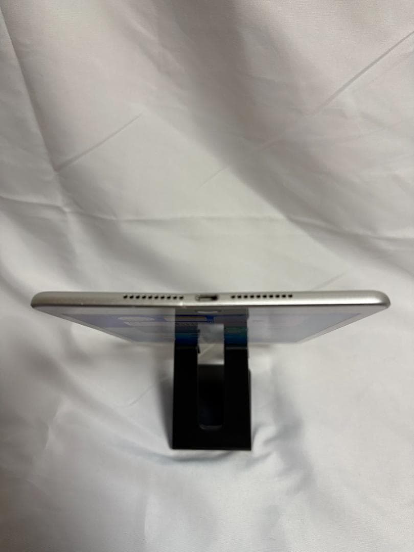 【良品】iPad mini5 Wi-Fi版 64GB シルバー