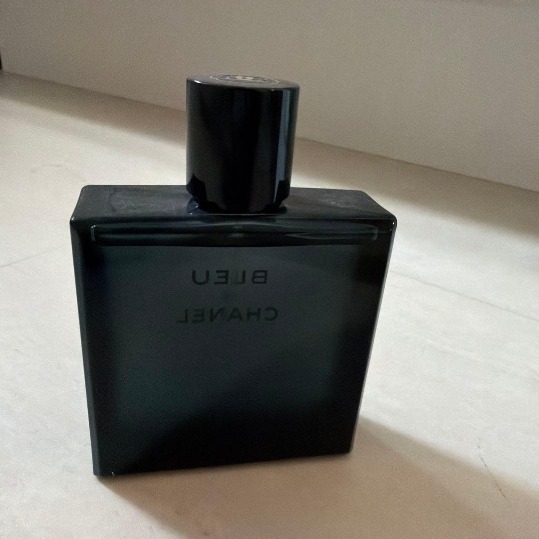 BLEU DE CHANEL PARFUM ブラック　一回のみ使用