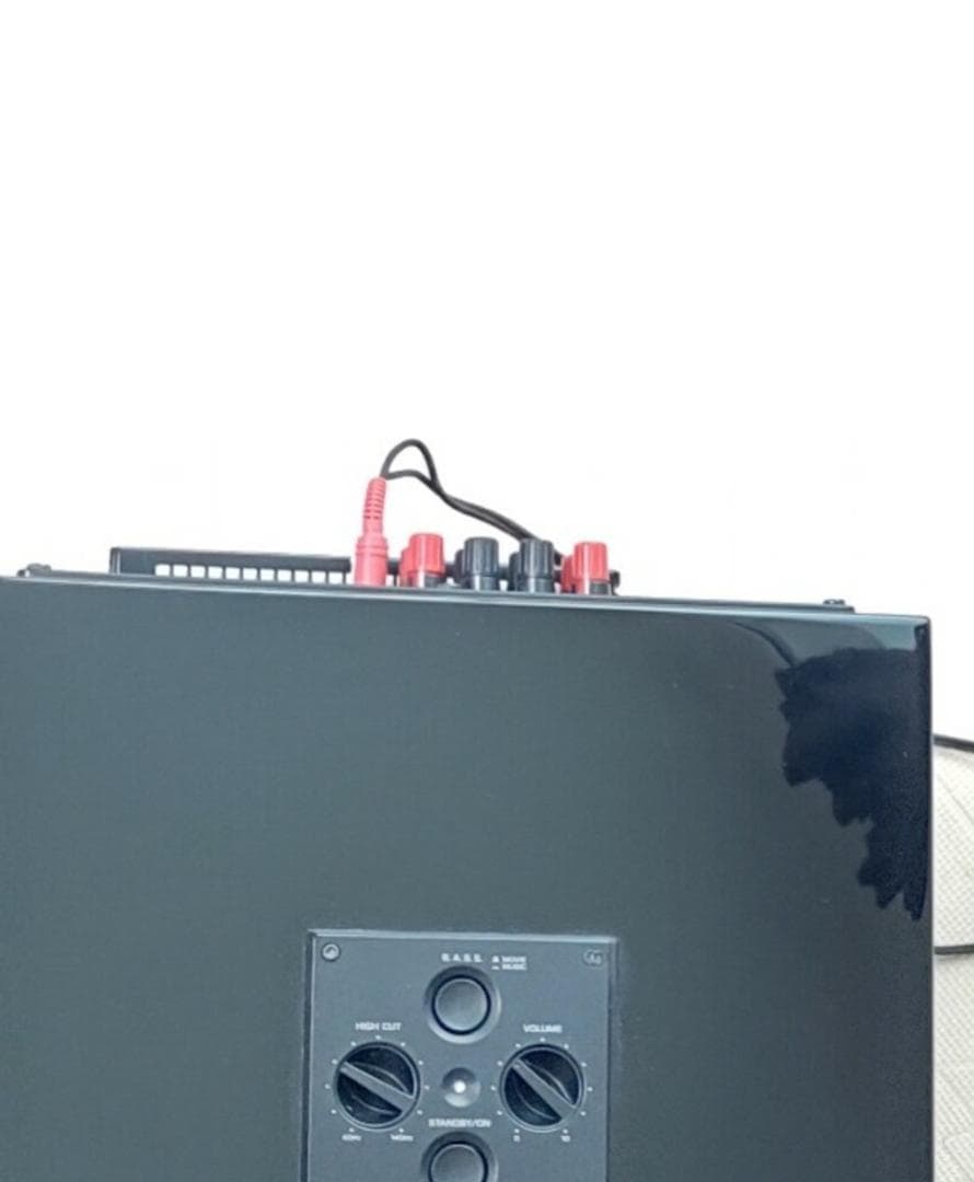 送料無料 300W出力の大迫力重低音 ヤマハ サブウーファー NS-SW700