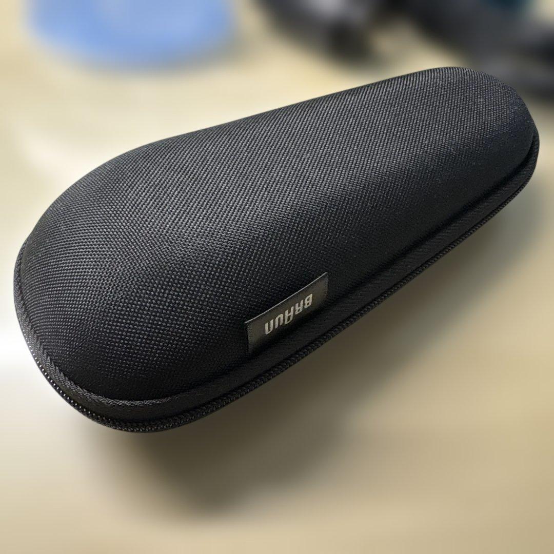 BRAUN 電気シェーバー　シリーズ9 自動洗浄機付き