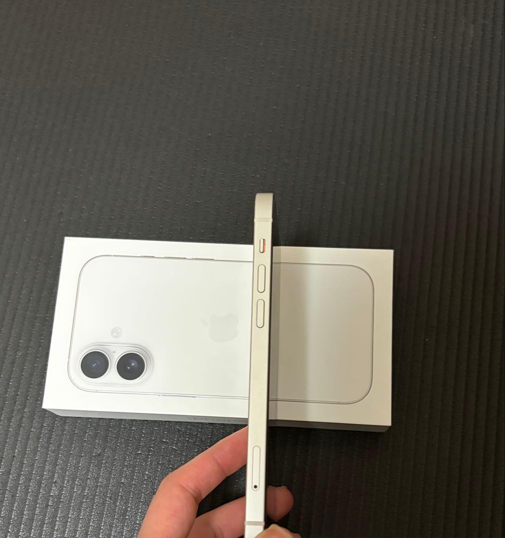 【超美品】iPhone12 128GB ホワイト本体 SIMフリー【箱付き】