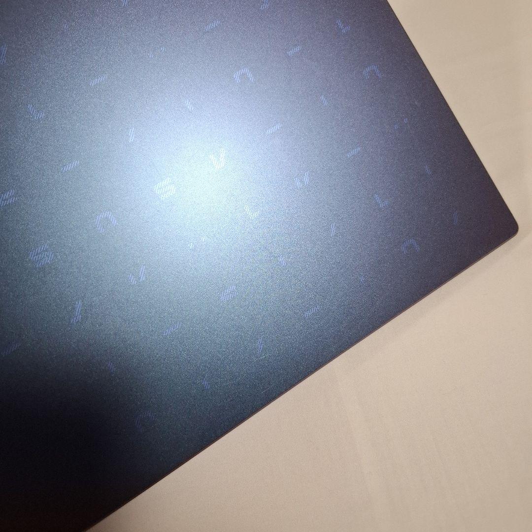 ASUS E210MA　ピーコックブルー