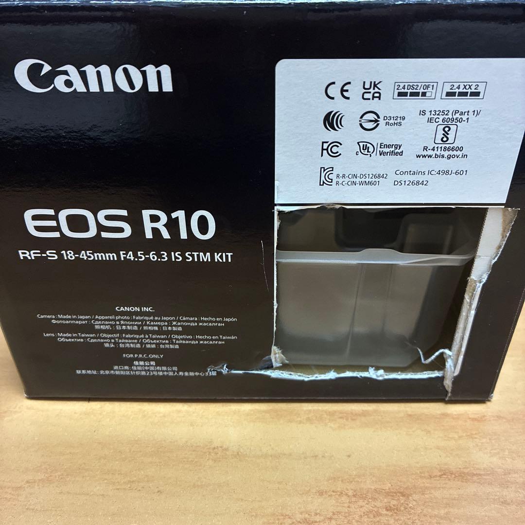 Canon EOS R10 レンズキット　純正バッテリー1個（劣化無し）