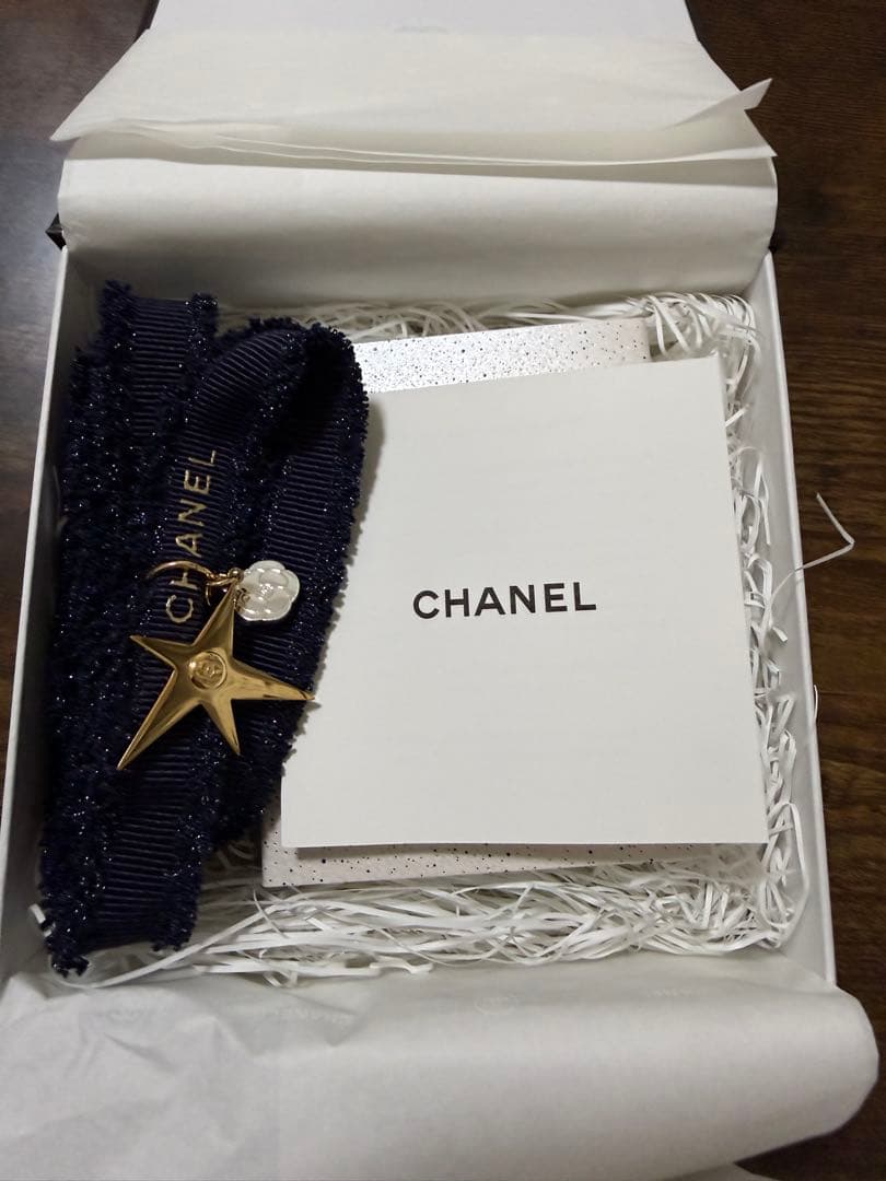 CHANEL N°5 オードゥパルファム ツイスト＆スプレー（ケース付き）