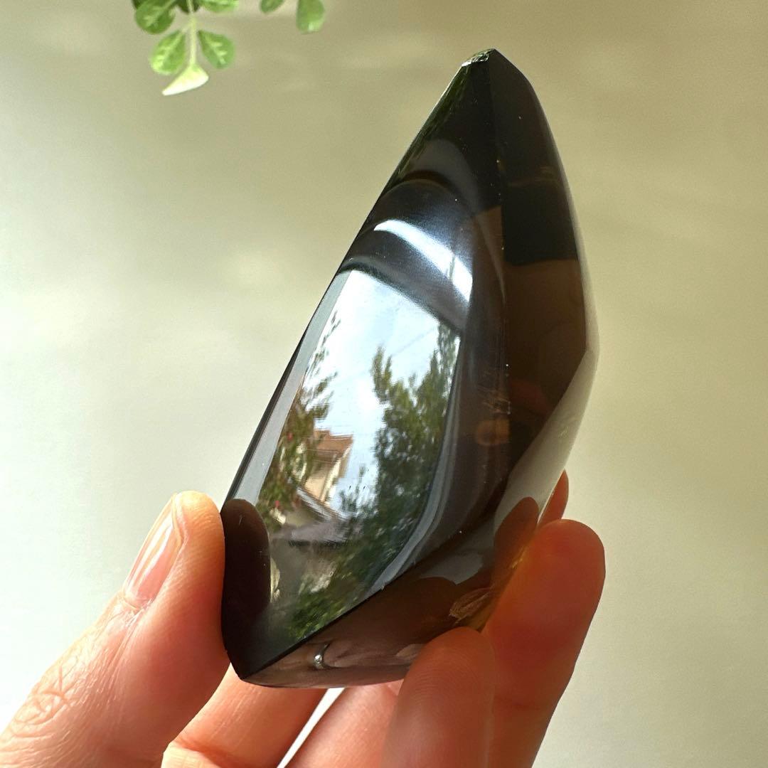 スモーキー　虹　フリーフォーム　256.4g 透明感　色濃いめ　煙水晶