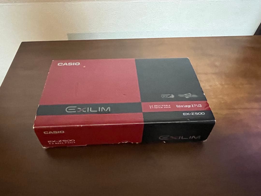 CASIO EX-Z500 コンパクトデジタルカメラ