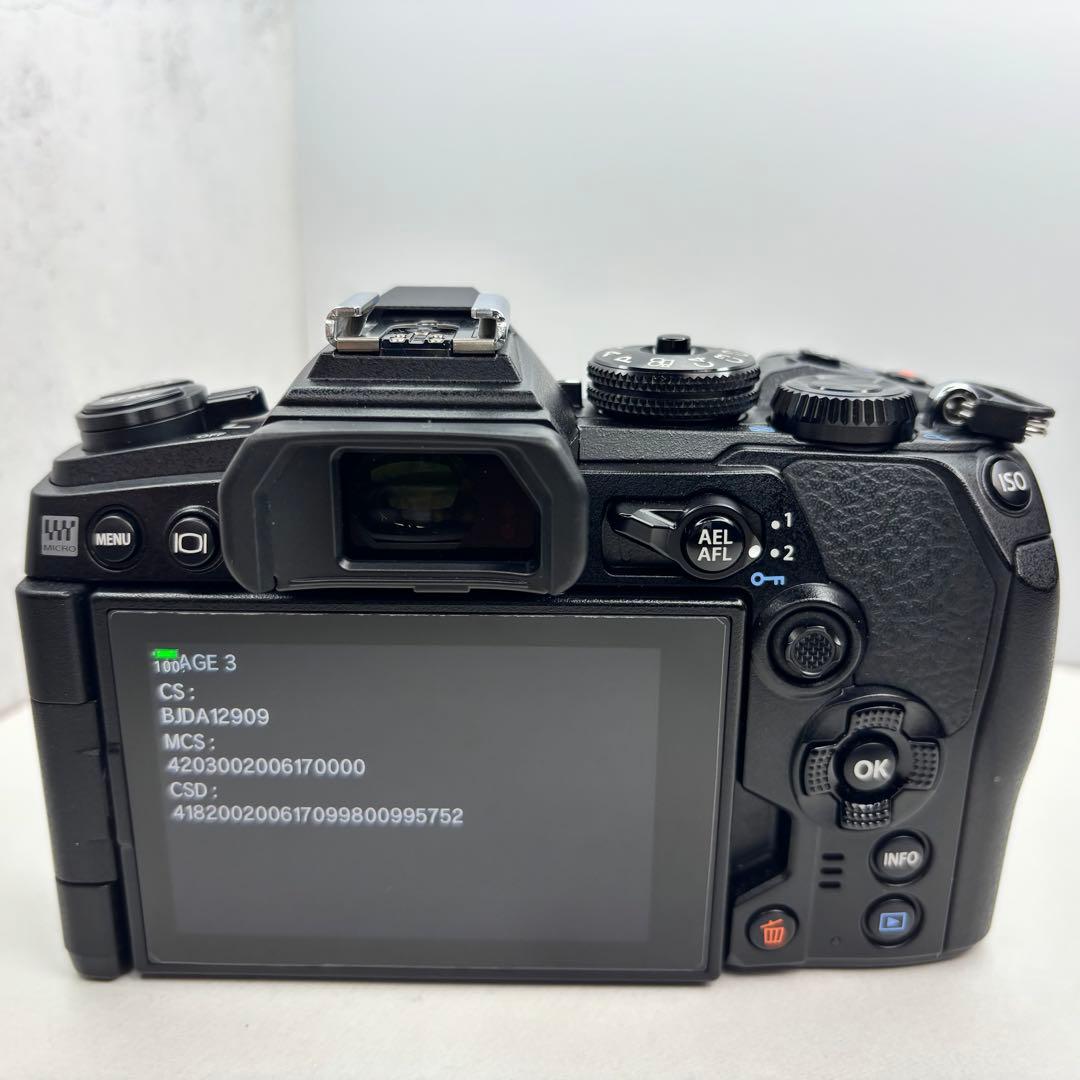 【新品級・ショット数587回】龍二 OM-D E-M1 Mark III