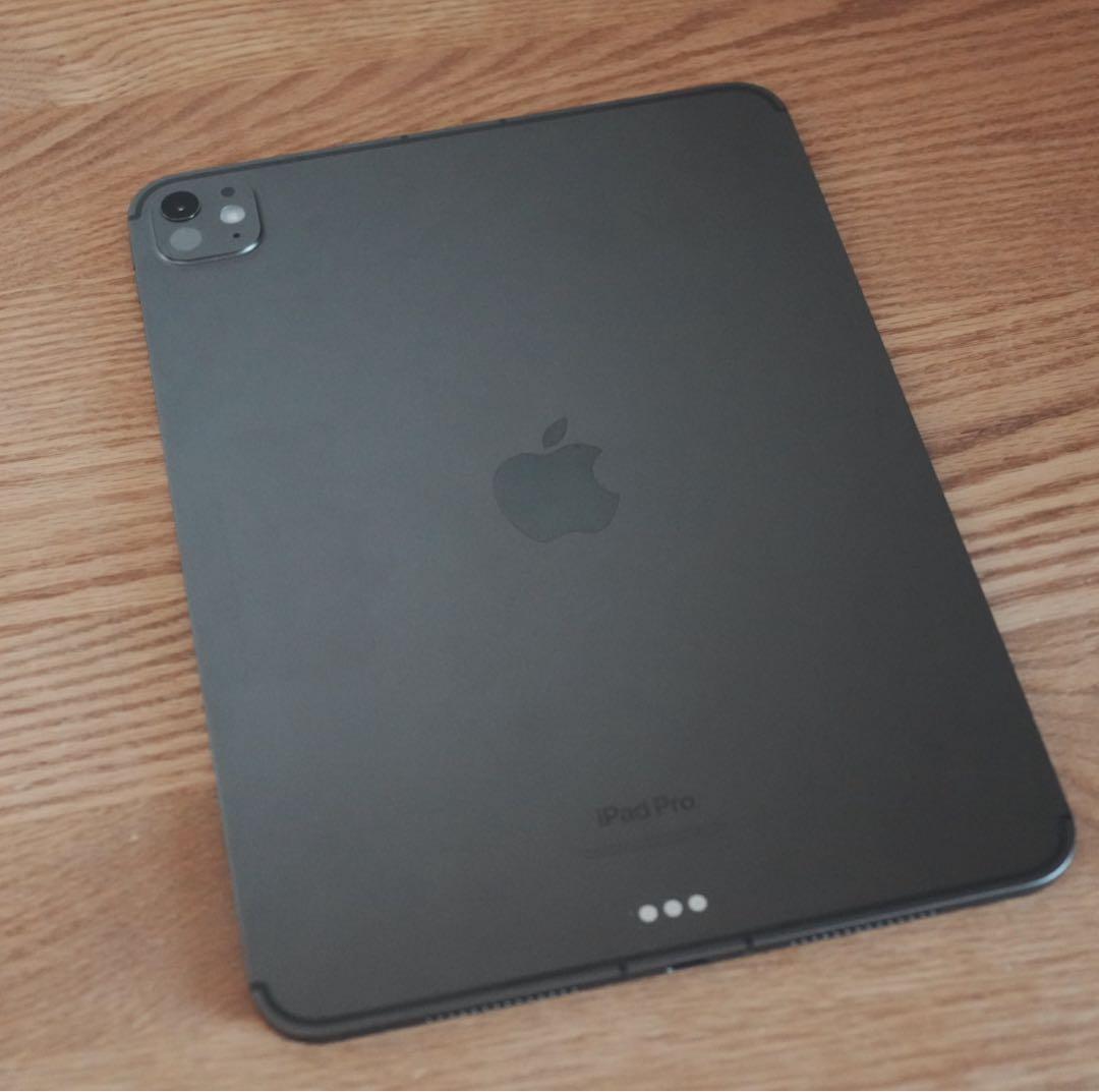 【26万相当】iPad Pro M4 11 256GB セルラー ＋ キーボード
