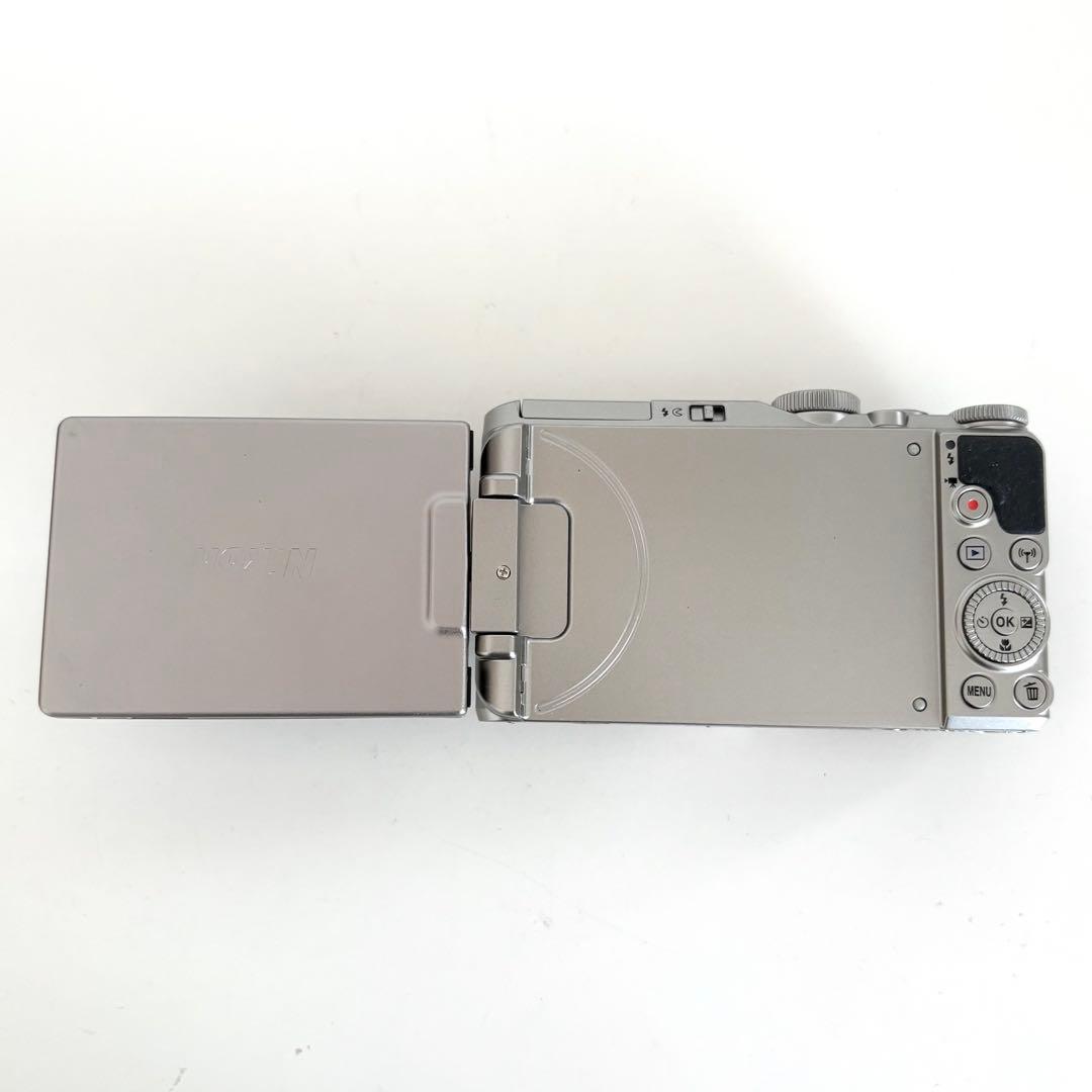 美品✨Nikon COOLPIX S9900シルバー 他カバー バッテリー等一式
