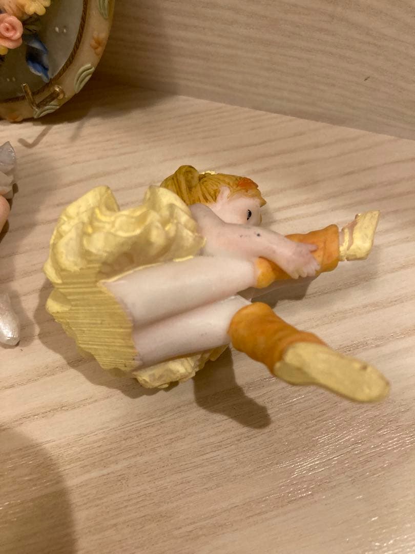 少女、バレリーナと天使のフィギュアセット