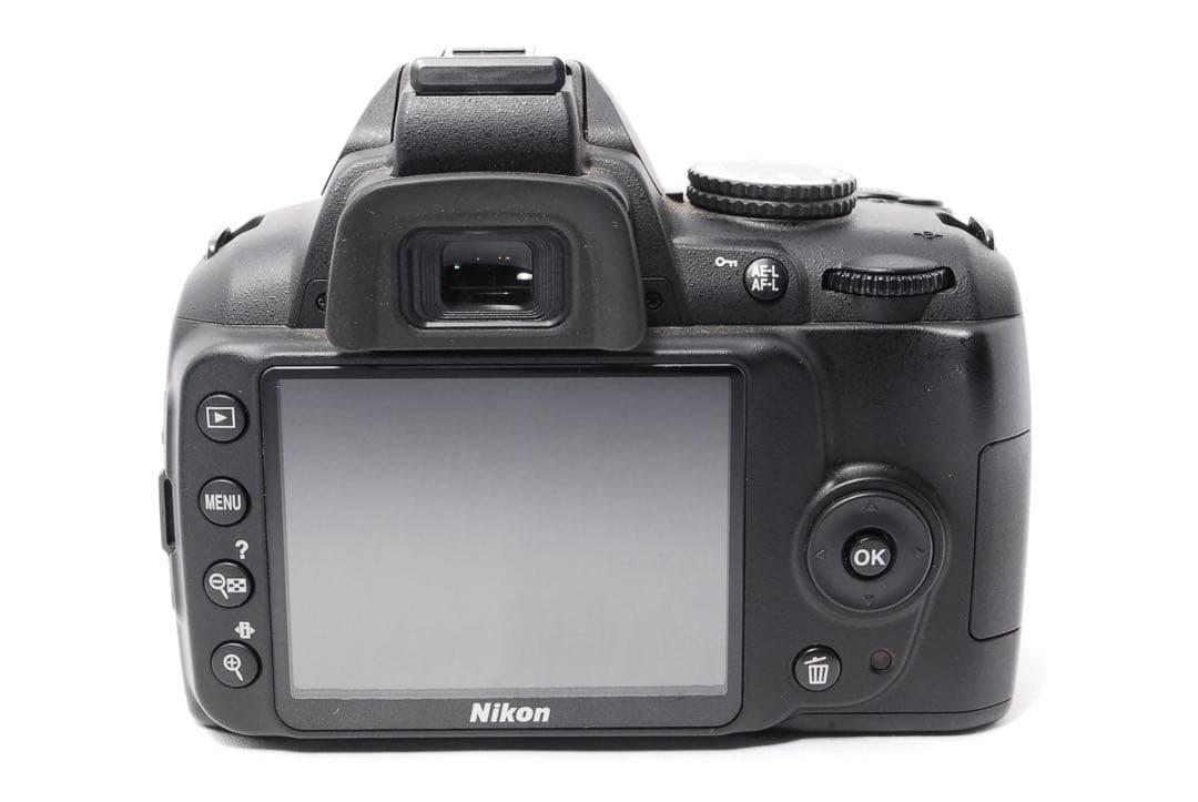 ◆Nikon D3000◆ショット数僅か◆一眼レフカメラ◆すぐ使える◆スマホ転送