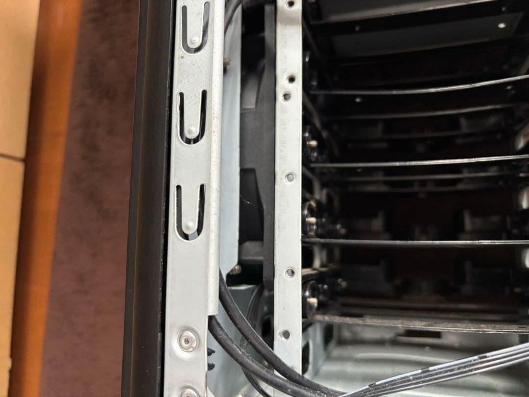 デスクトップPC ブラック タワー型 マザーボード　とCPUのみ取付済